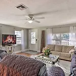 Ocala Equestrian Escape With Private Pasture!