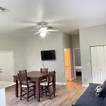 Cozy One Bedroom Barn Apartment