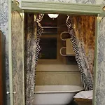 Seven Sisters Inn