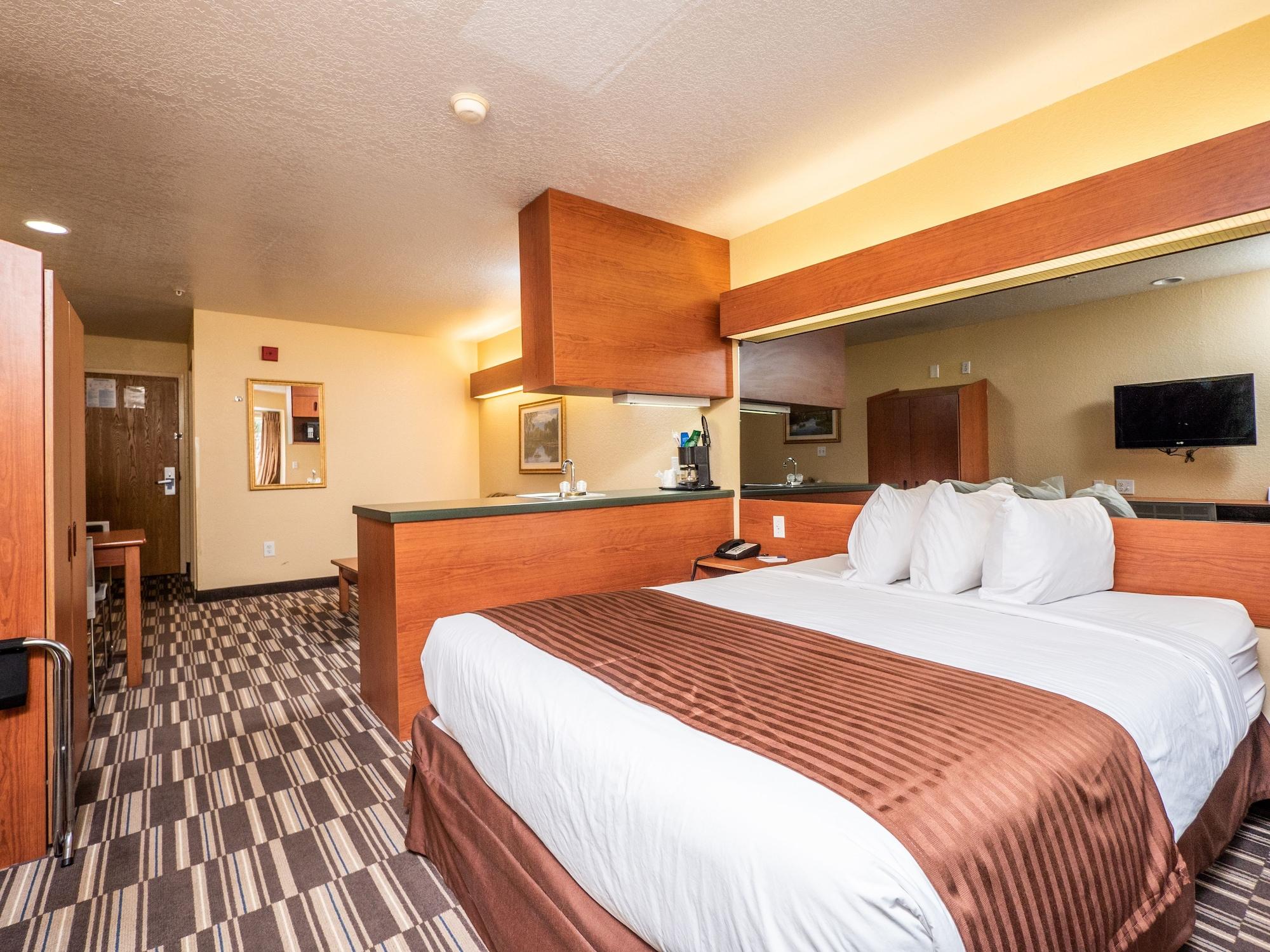 Microtel And Hotel