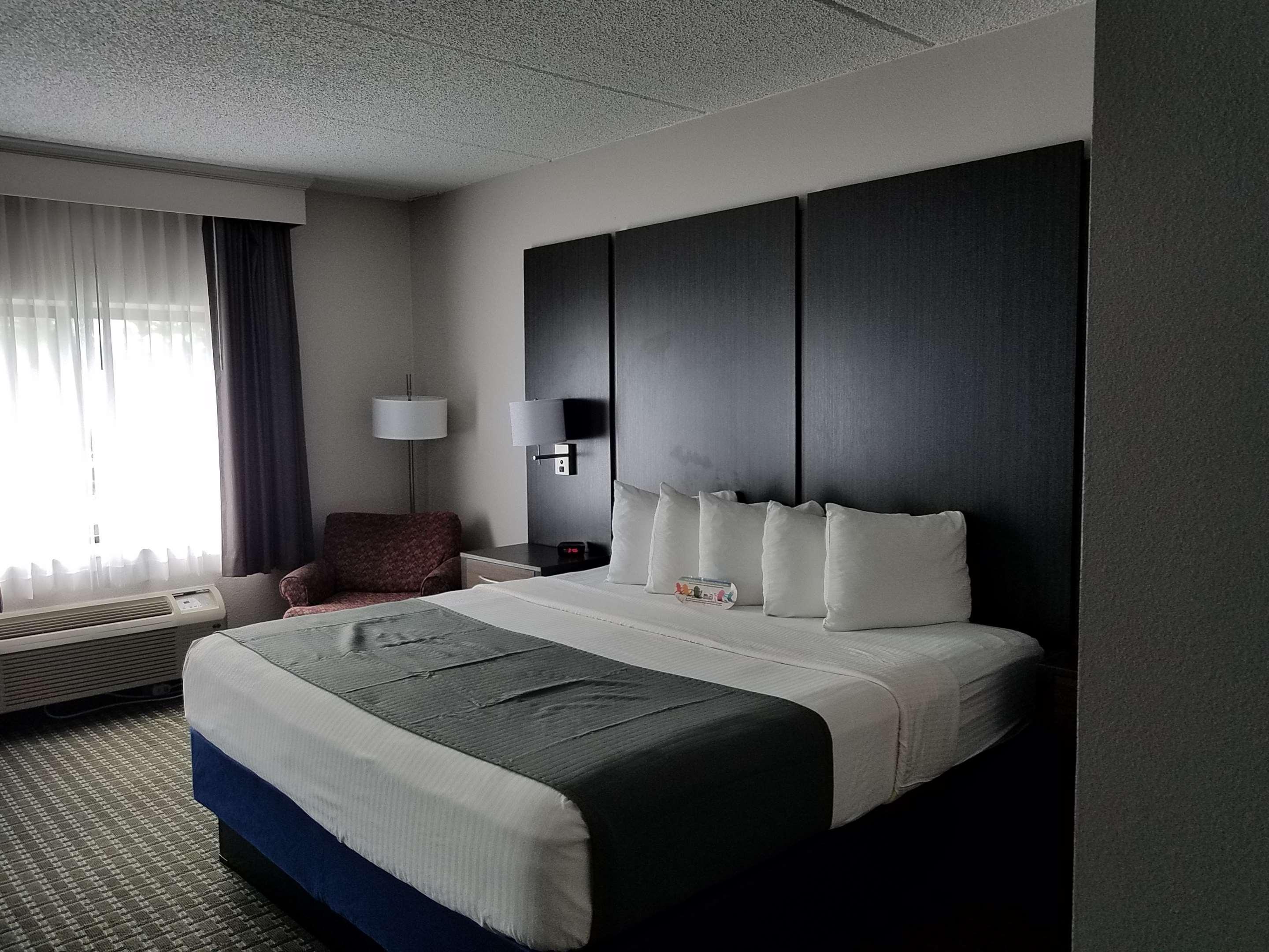 Western Park Centre Hotel 3*