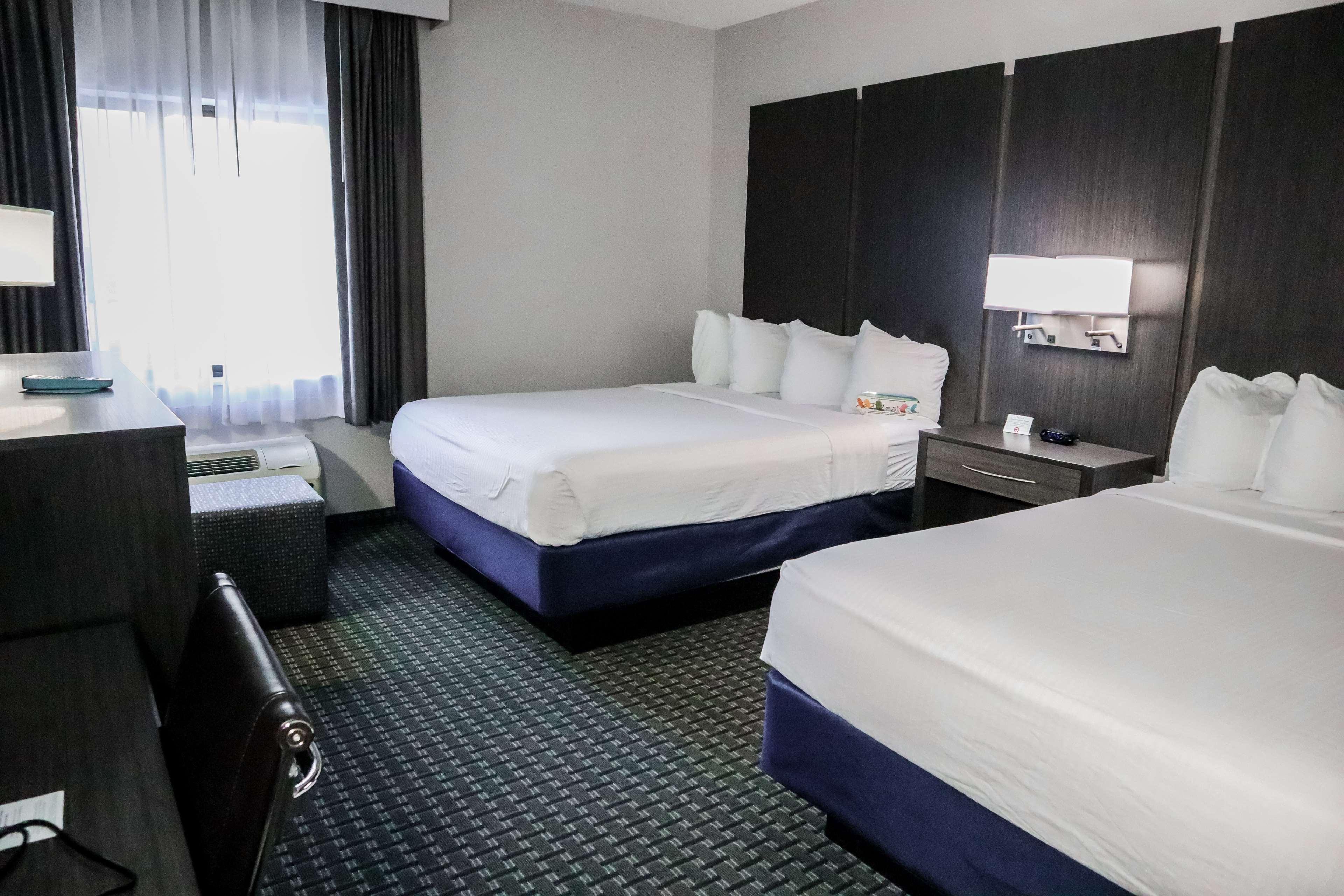 Western Park Centre 3*