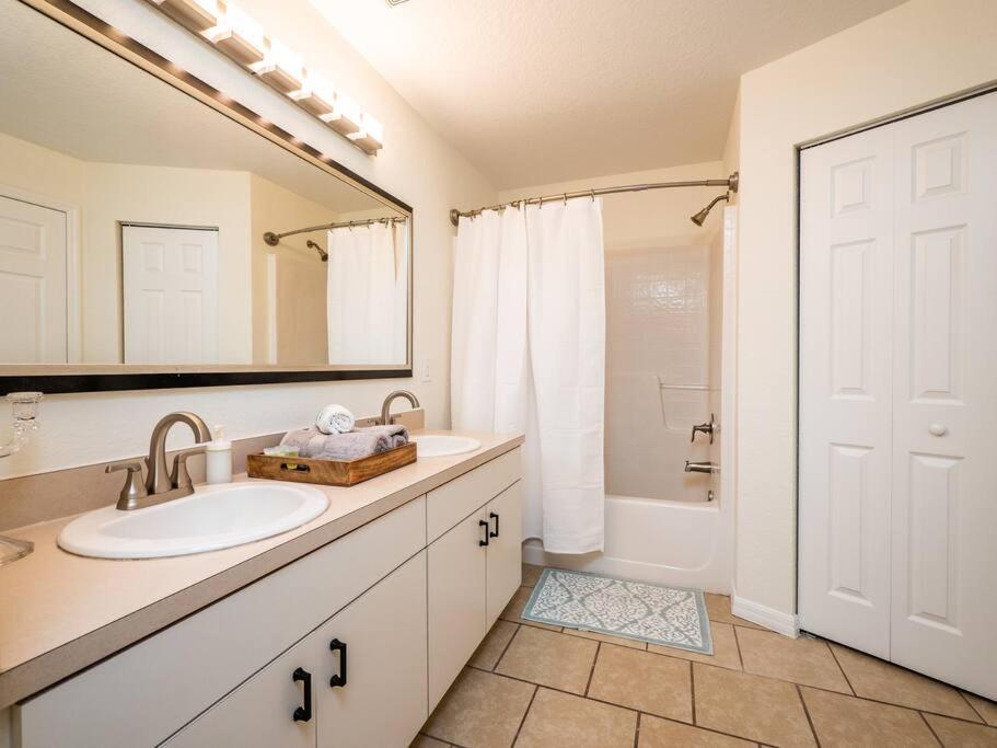 Modern & Luxurious 3br - Gem - Car Garage * Ocala