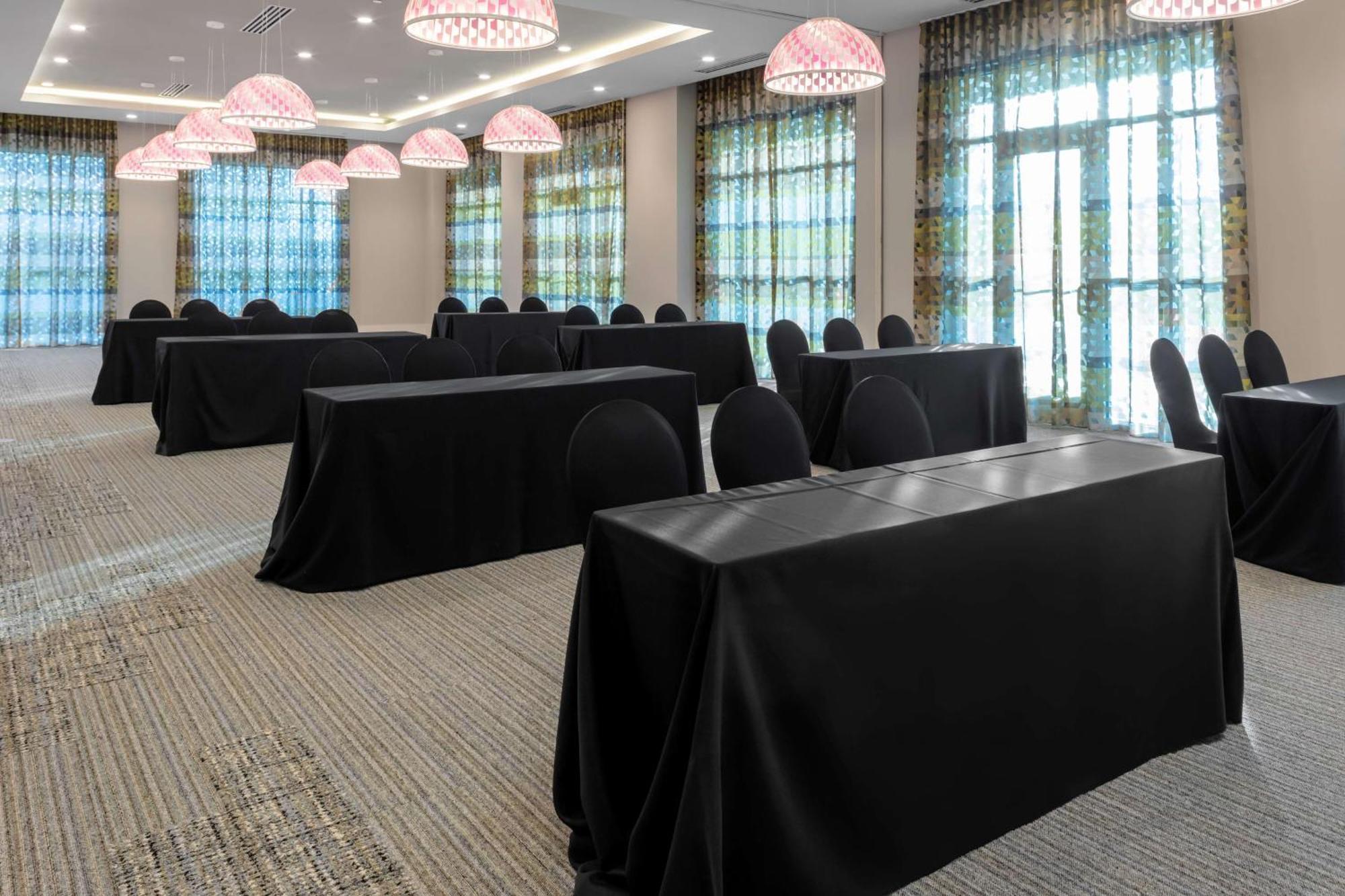 Hilton Garden Downtown, Fl Hotel 3*