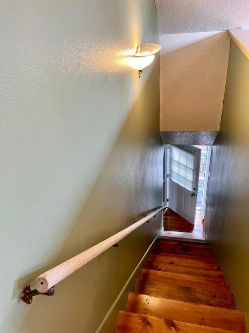 Tuscawilla B -beautiful 3 Bedroom Historic 1891