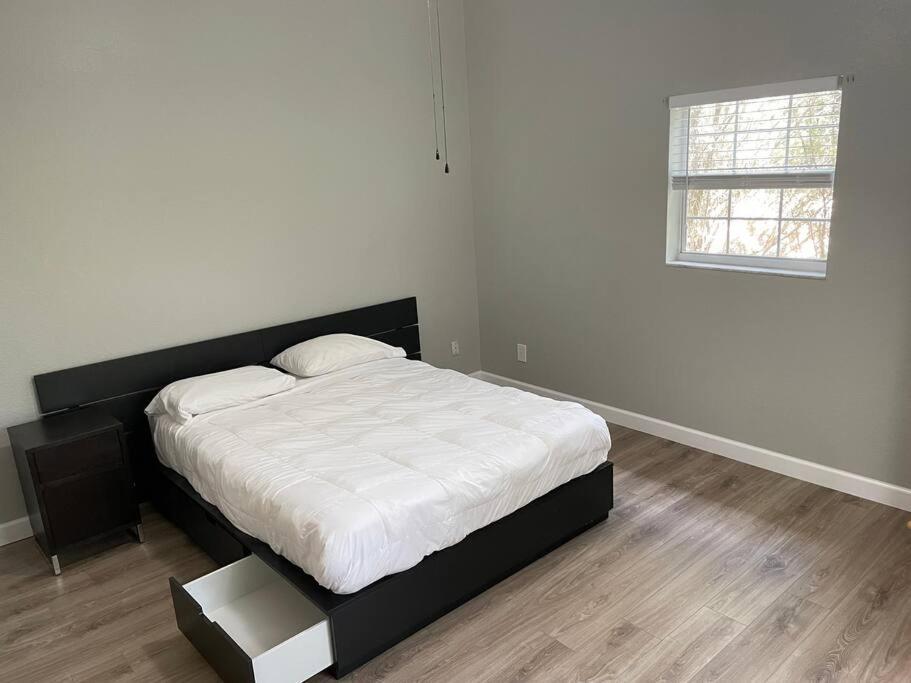 Cozy One Bedroom Barn Ocala