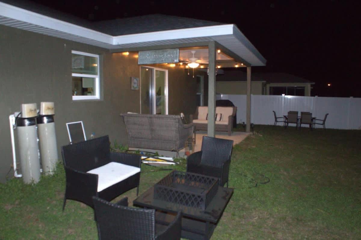 Cozy With Fenced Patio
