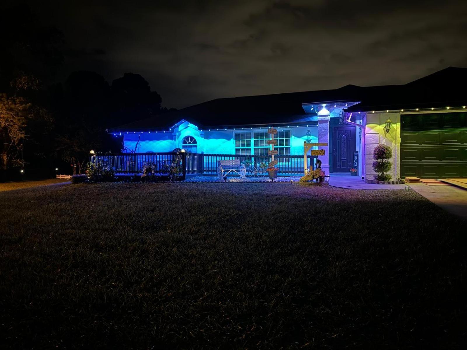 Casa de férias Moderna Y Elegante, Ideal Grupos Grandes Rodeada De Naturaleza Y Tranquilidad Cerca Silver Springs *