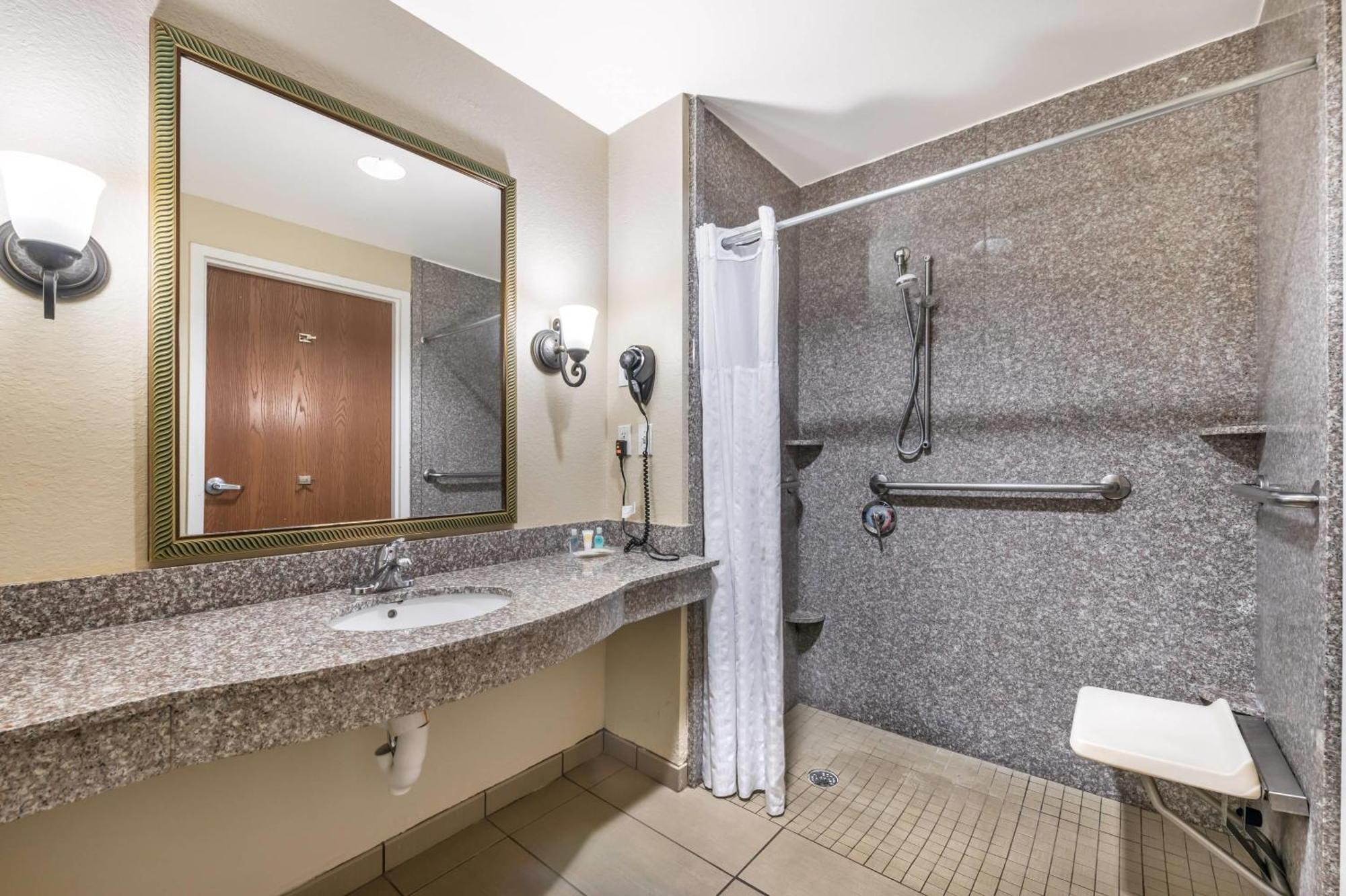 Hotel Comfort North 3*