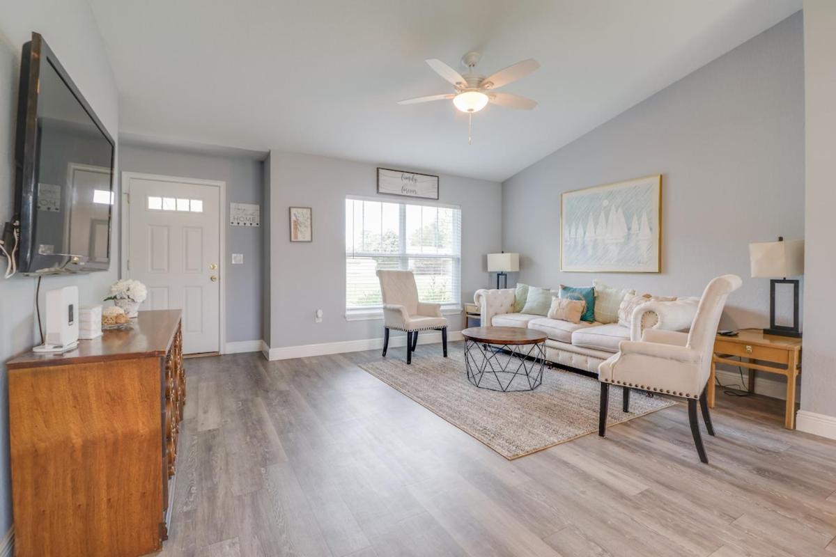 Cozy With Fenced Patio * Ocala