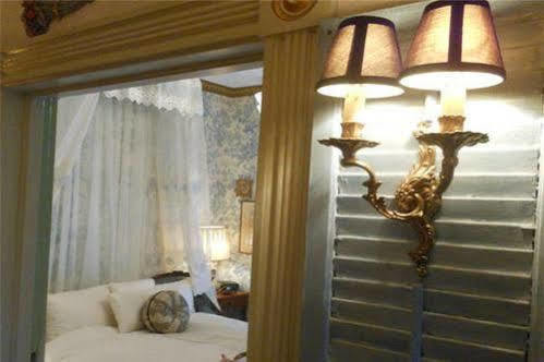 Hotel Seven Sisters