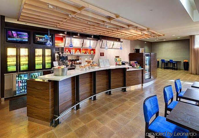 Hotel Courtyard By Marriott