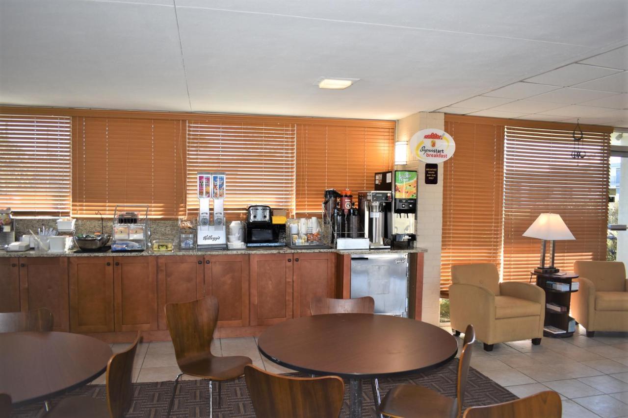 Super 8 By Wyndham I-75
