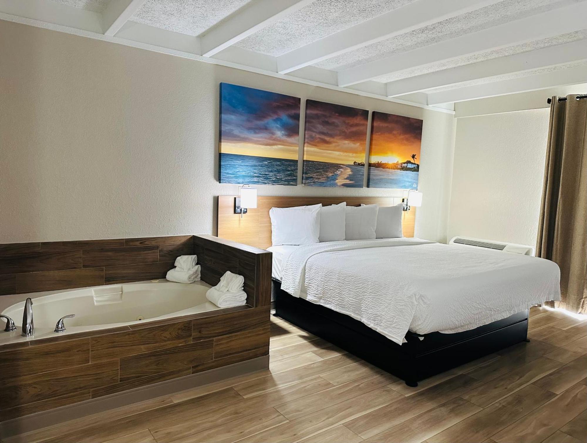 Days By Wyndham North Hotel